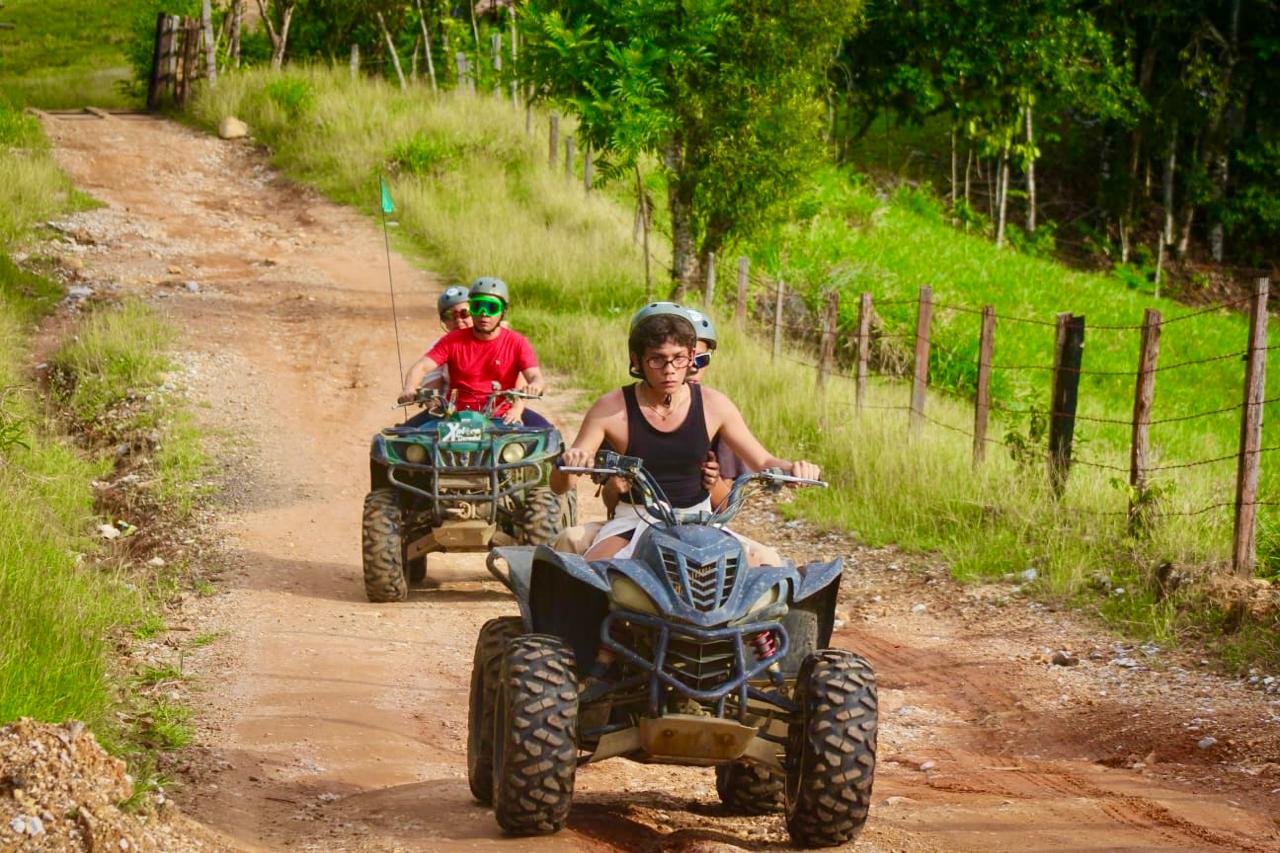 Tour en cuatrimoto por las parcelaciones y trocha de Doradal, Antioquia Colombia 2026